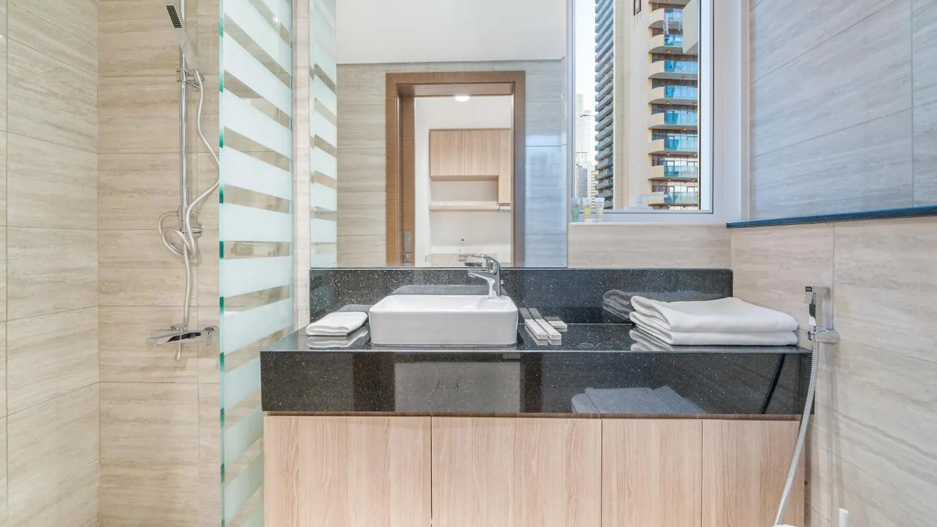Apartment Missoni Charm Studio Fully Furnished With Style Dubai