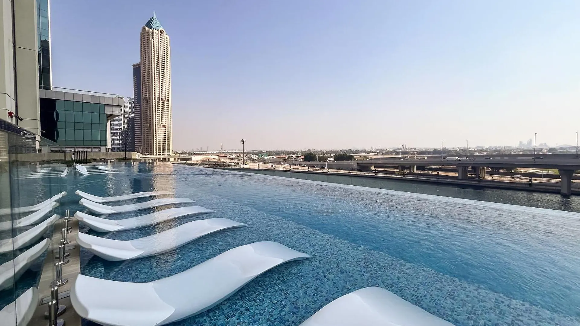 Missoni Charm Studio Fully Furnished With Style Dubai 0*,
