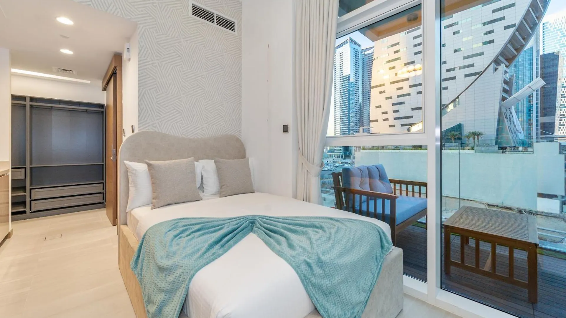 Missoni Charm Studio Fully Furnished With Style 迪拜